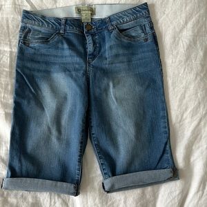 Democracy Ab"solution® Rolled Cuff Hem Bermuda Shorts 10 Like new